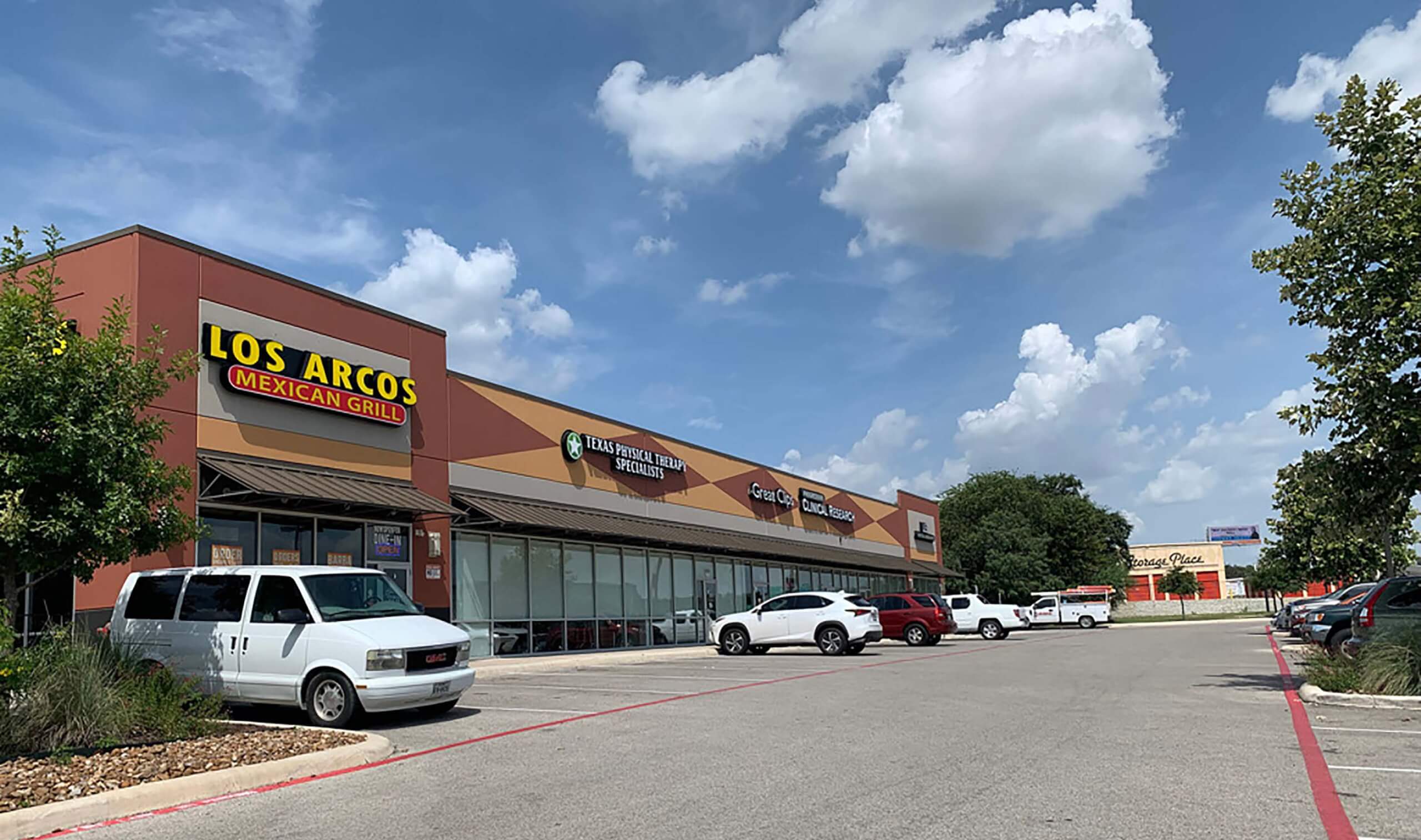 Castle Hills Oaks | San Antonio, TX — 1973 NW Loop 410, San Antonio, TX