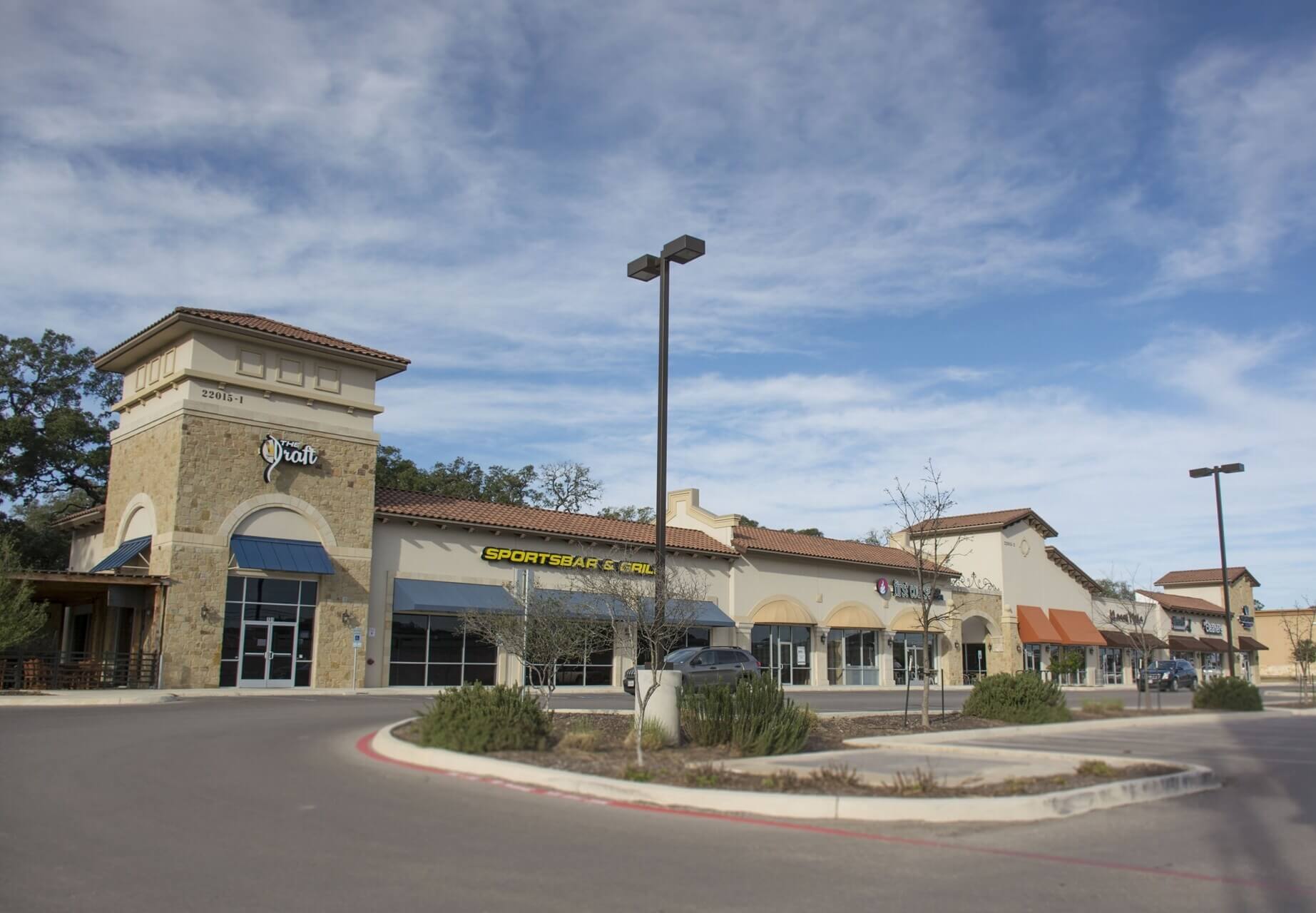Dominion Oaks Shopping Center | San Antonio, TX — 22015 I-10 West, San Antonio, TX, 78257